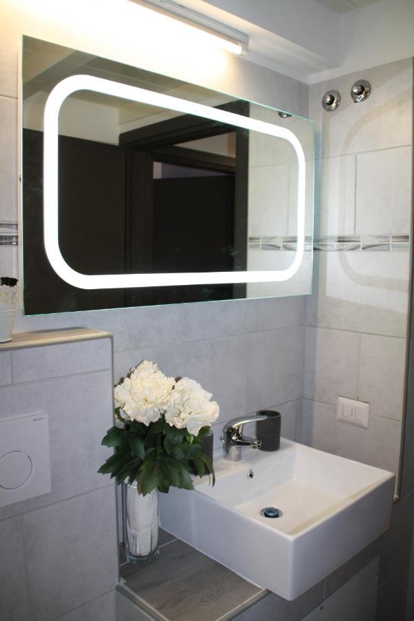 Le Colonne Milano Bed and Breakfast Buitenkant foto
