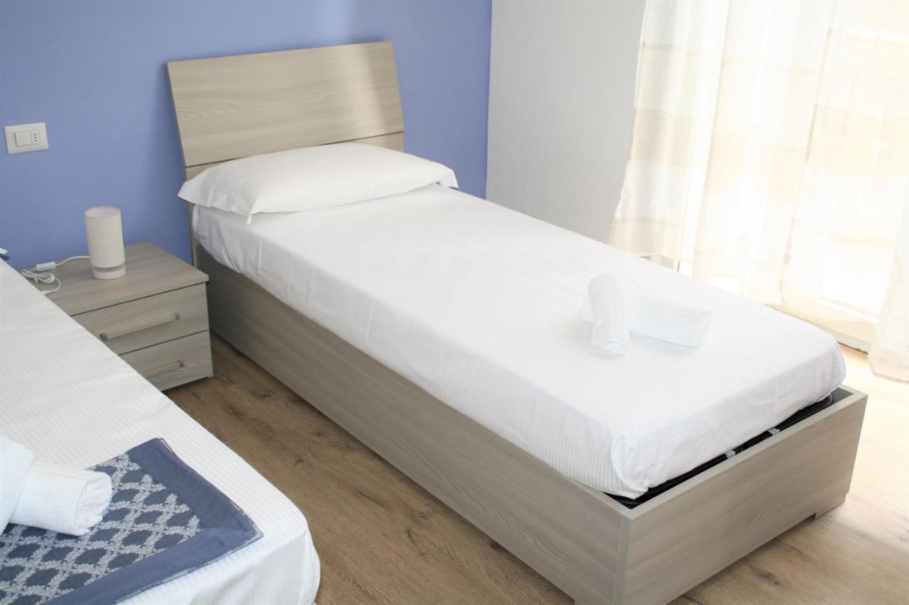Le Colonne Milano Bed and Breakfast Buitenkant foto