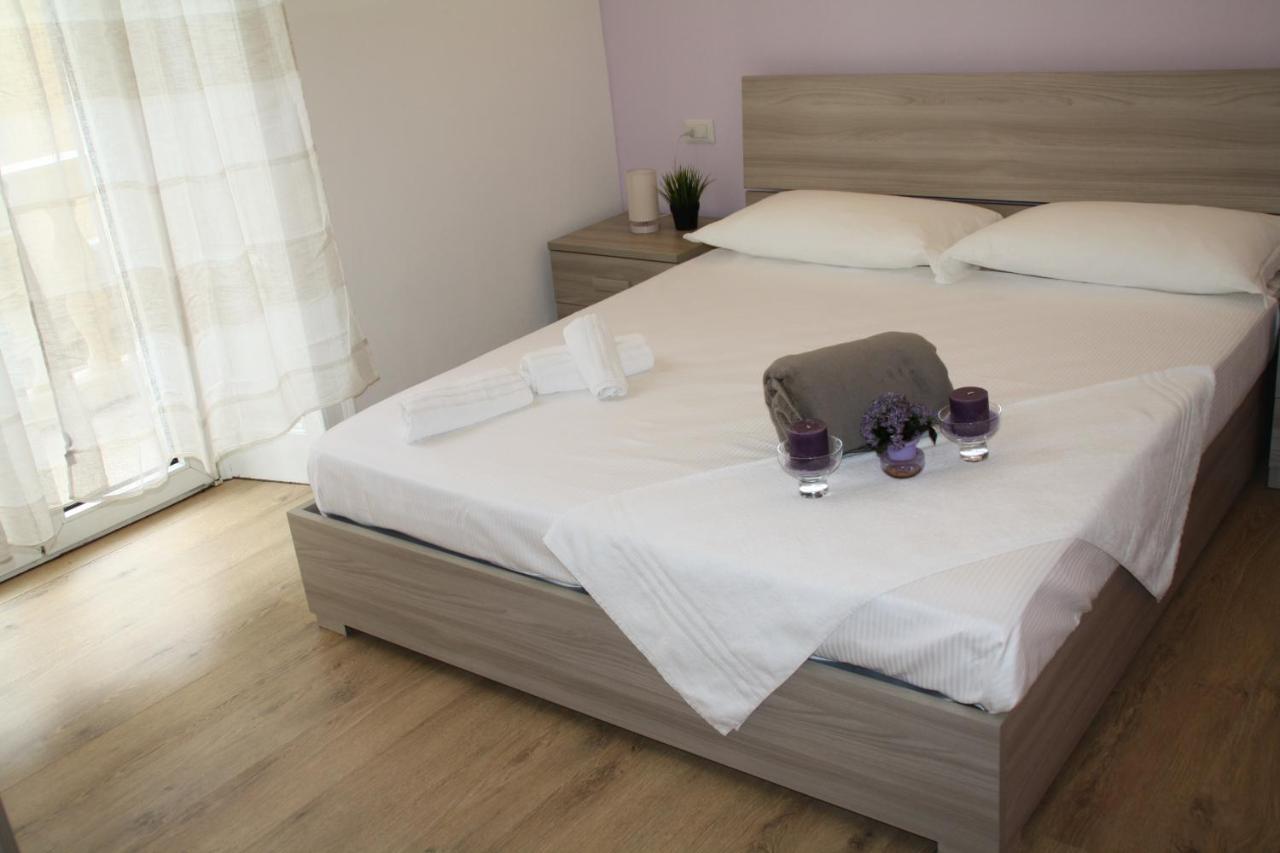 Le Colonne Milano Bed and Breakfast Buitenkant foto
