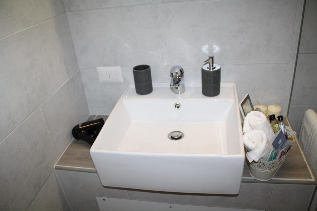 Le Colonne Milano Bed and Breakfast Buitenkant foto